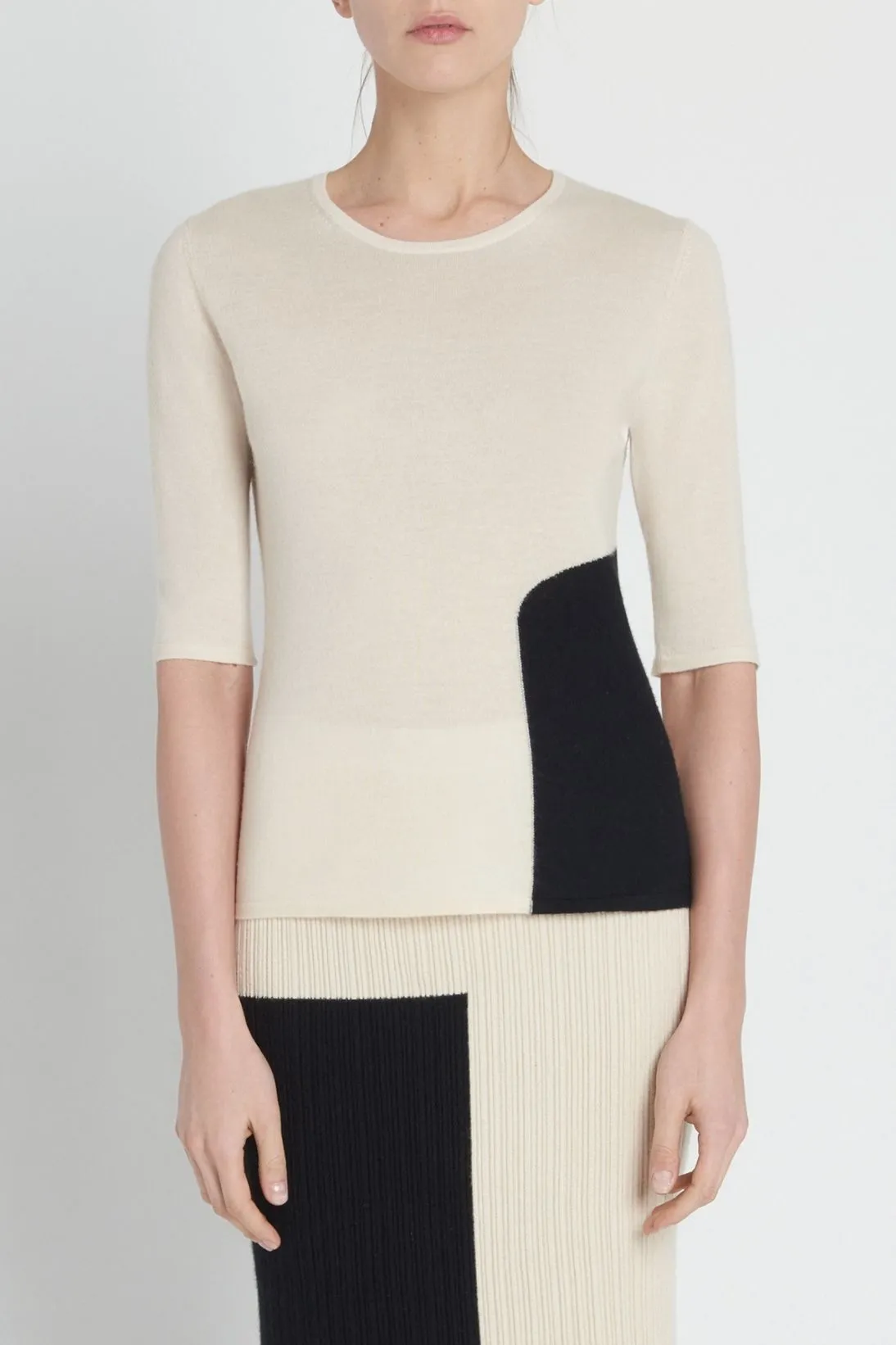 COLOR BLOCK SWEATER