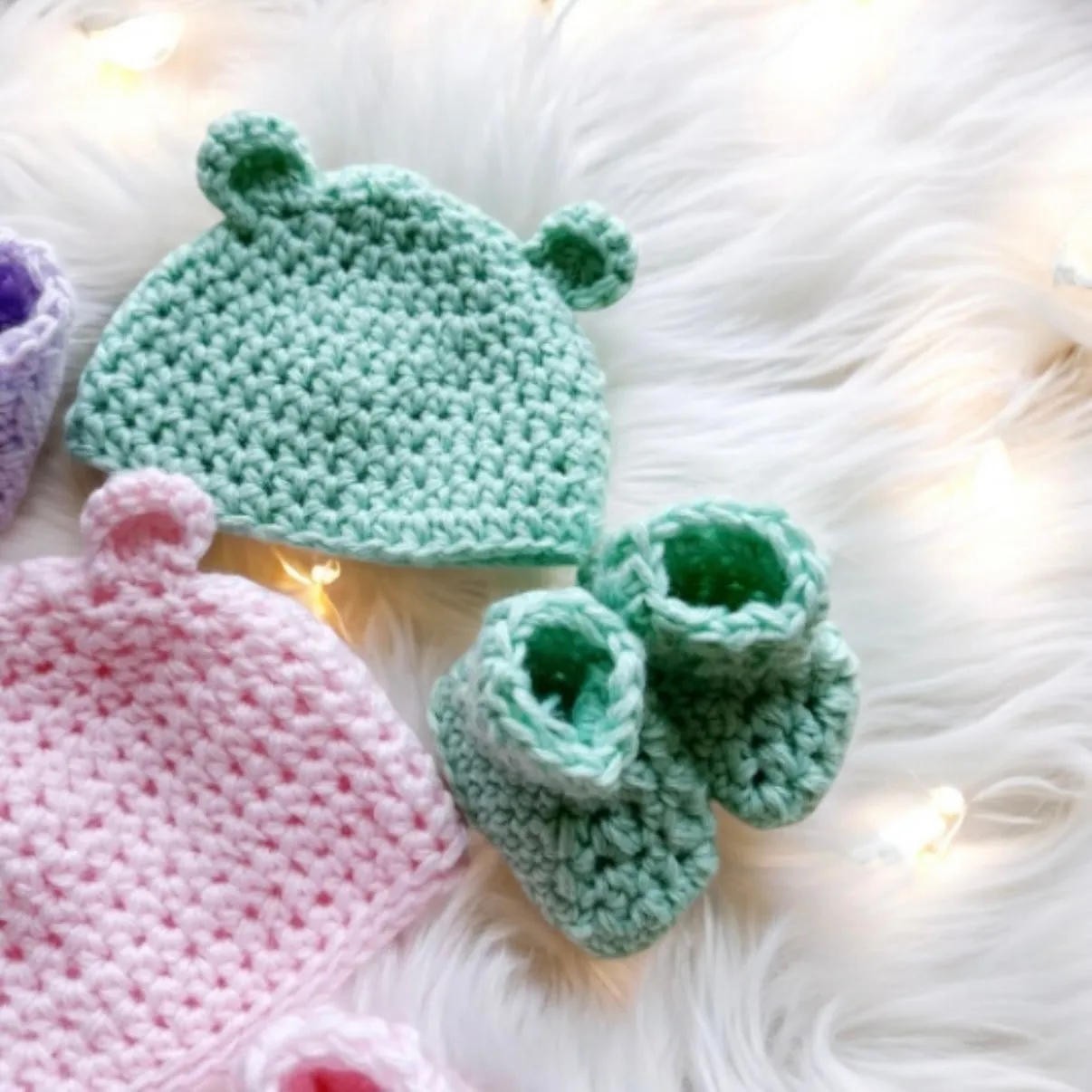 Crochet baby bear beanie and booties | baby gift set | newborn gift