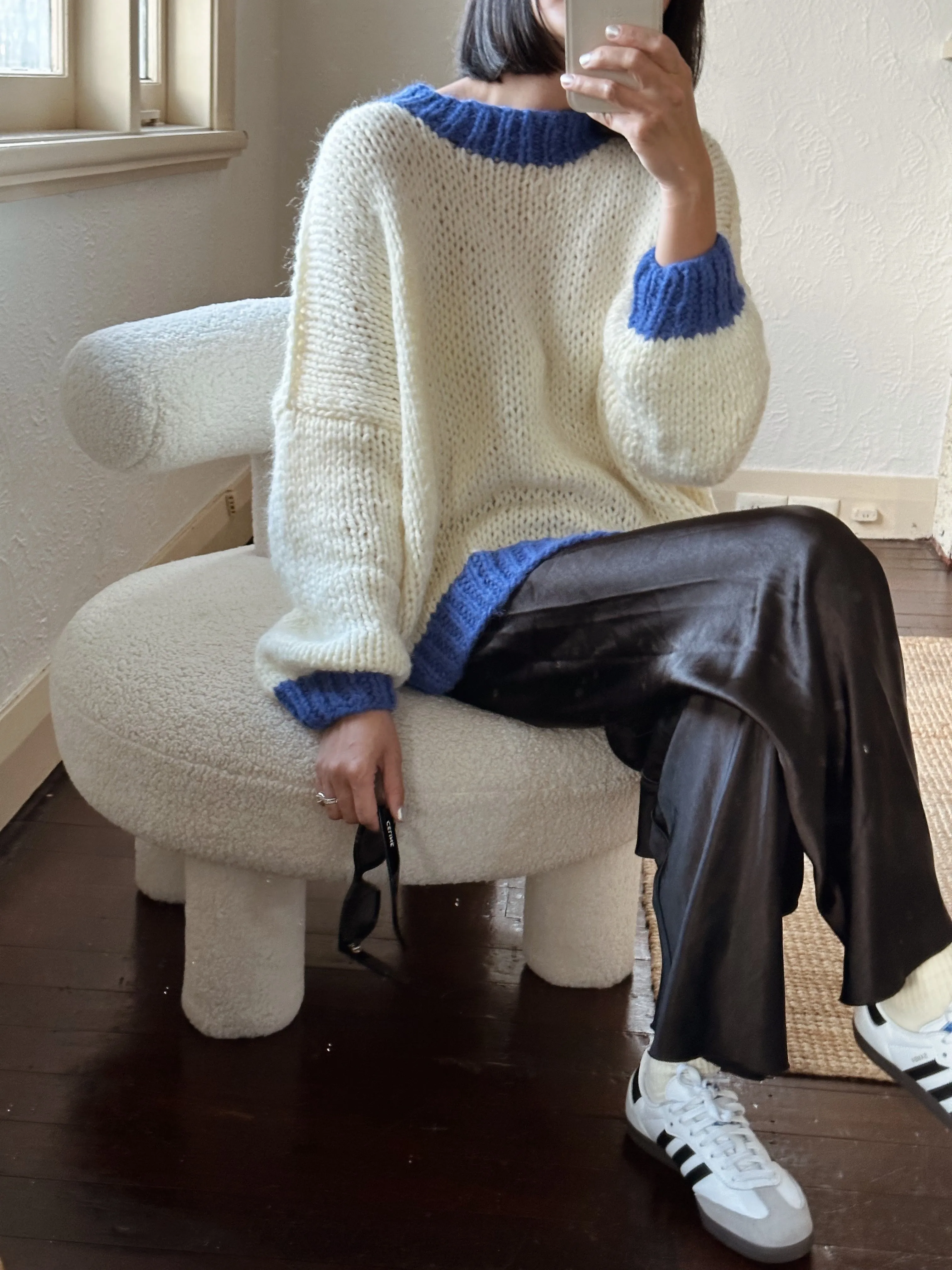 DESIREE OVERSIZE MERINO WOOL JUMPER - CREAM/ROYAL BLUE