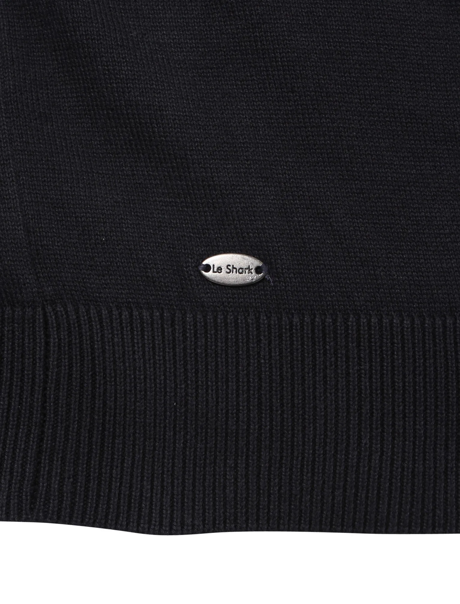 Jumper in Navy - Le Shark