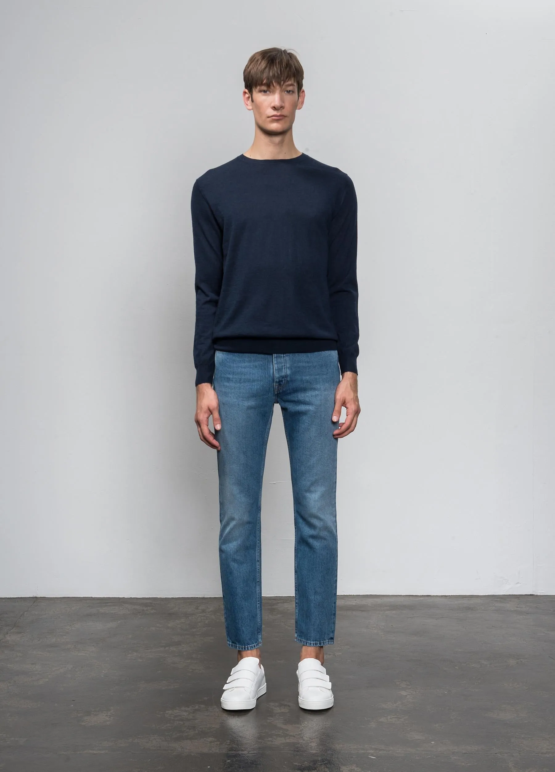 Men Lightweight Crew Neck_Navy