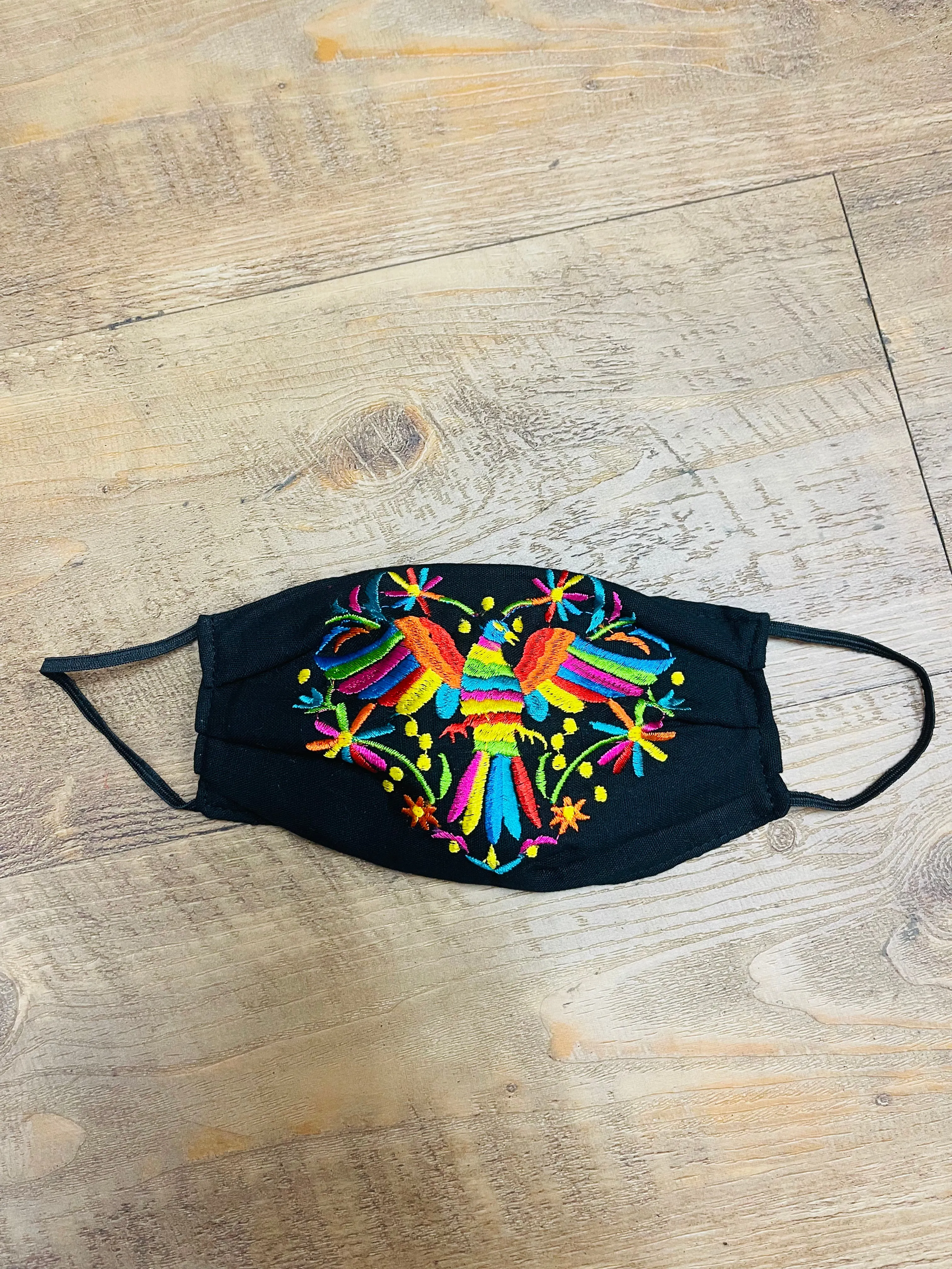 Mexican Embroidered Corazon Otomi Face Mask