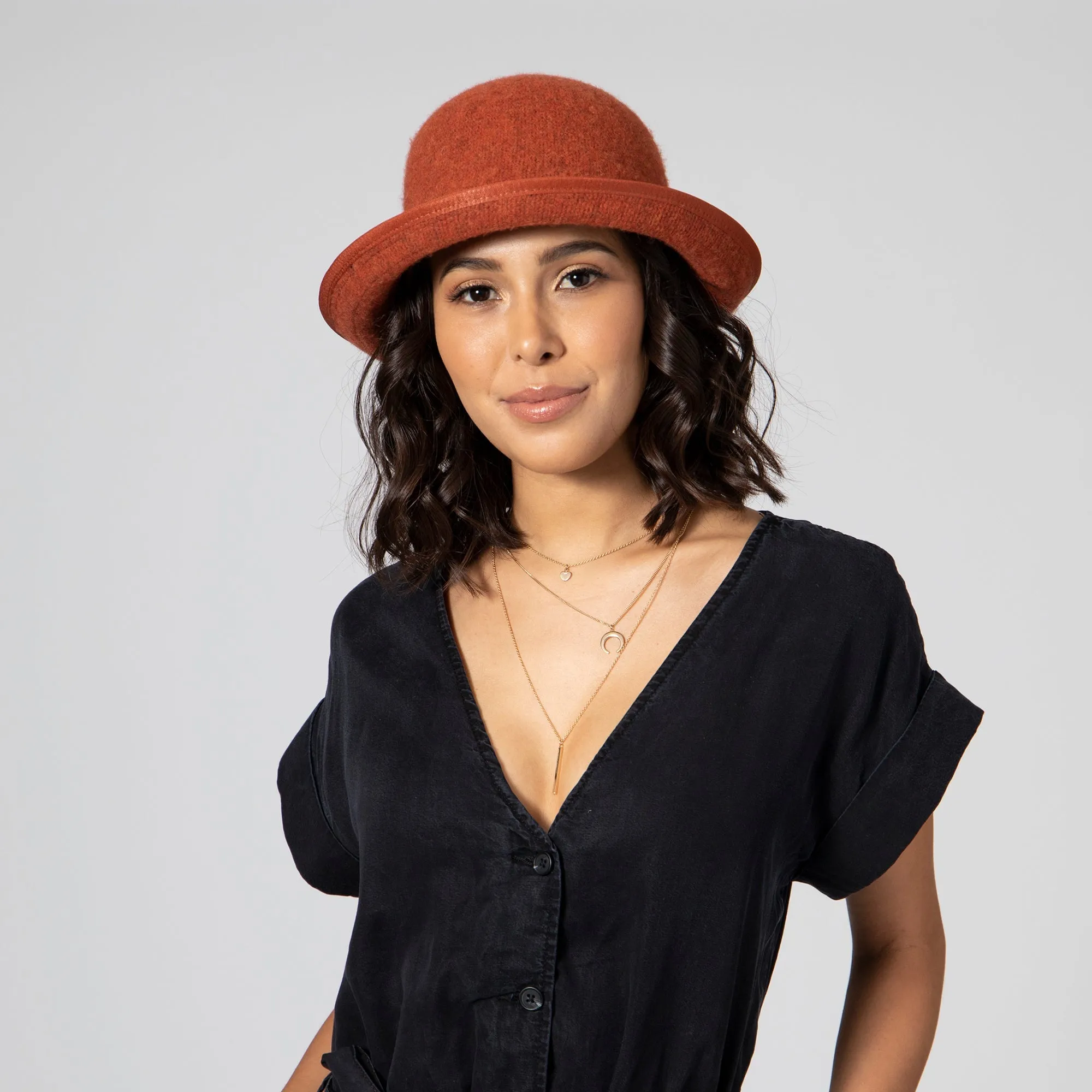 Women's Machine Knit 6-Way Cloche